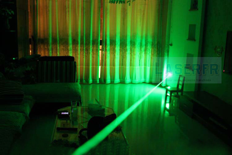 laser  vert