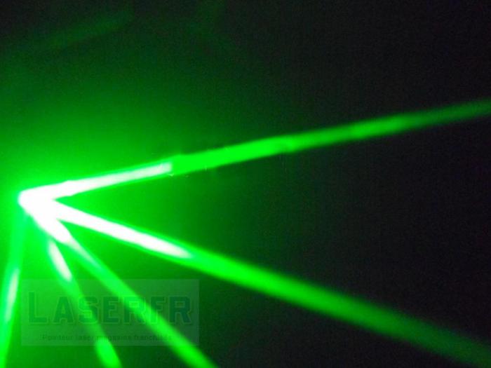 gant lumineux laser